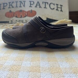 Easy Spirit loafers